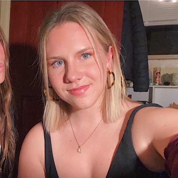 juliabenson313